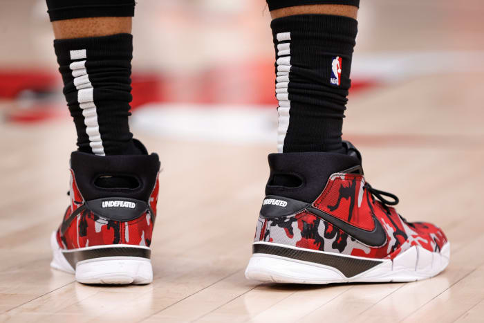 Chicago Bulls forward DeMar DeRozan wearing the Nike Kobe 1 Protro 'UNDFTD'.